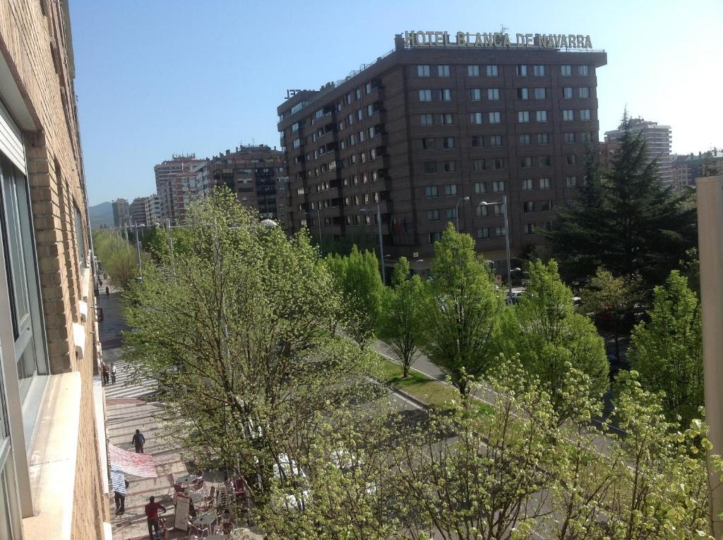 Pension Pasadena Pamplona Ngoại thất bức ảnh